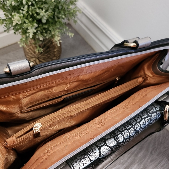 Brangio Italy Marble World Designer Tote Bag - Picture 8 of 10